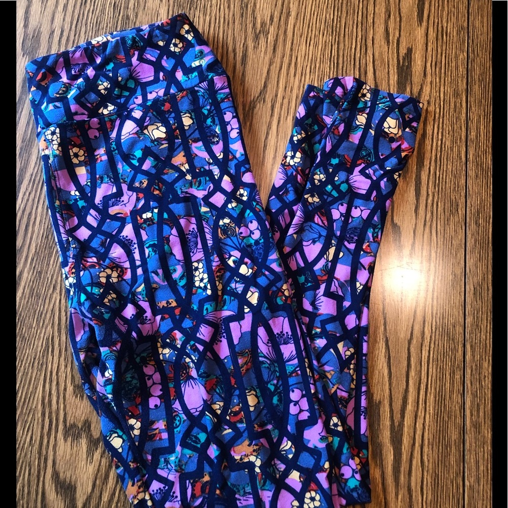 T&C Lularoe leggings